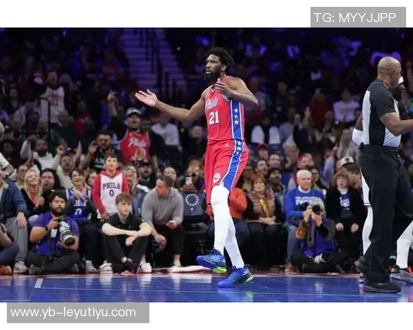 菜鸟球员埃奇库姆表现出色贡献26分状元秀状态低迷仅得2分小杨8分钟未能得分