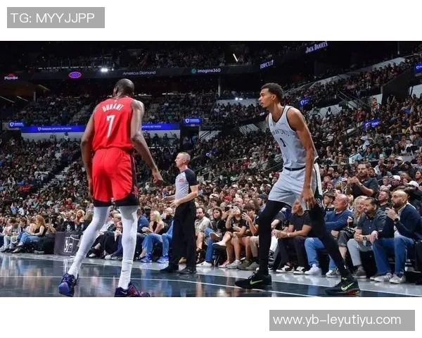 名嘴点评文班亚马身体变化超预期展现强壮实力 名嘴点评文班亚马身体变化超预期展现强壮实力